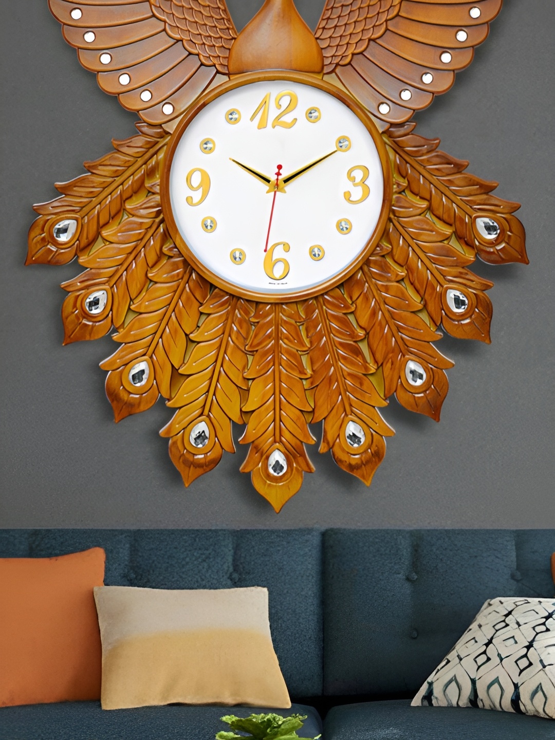 

Attractionz Beige & White Textured Contemporary Round Analogue Wall Clock