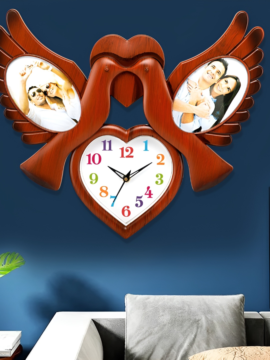 

Attractionz Brown & white Analogue Wall Clock