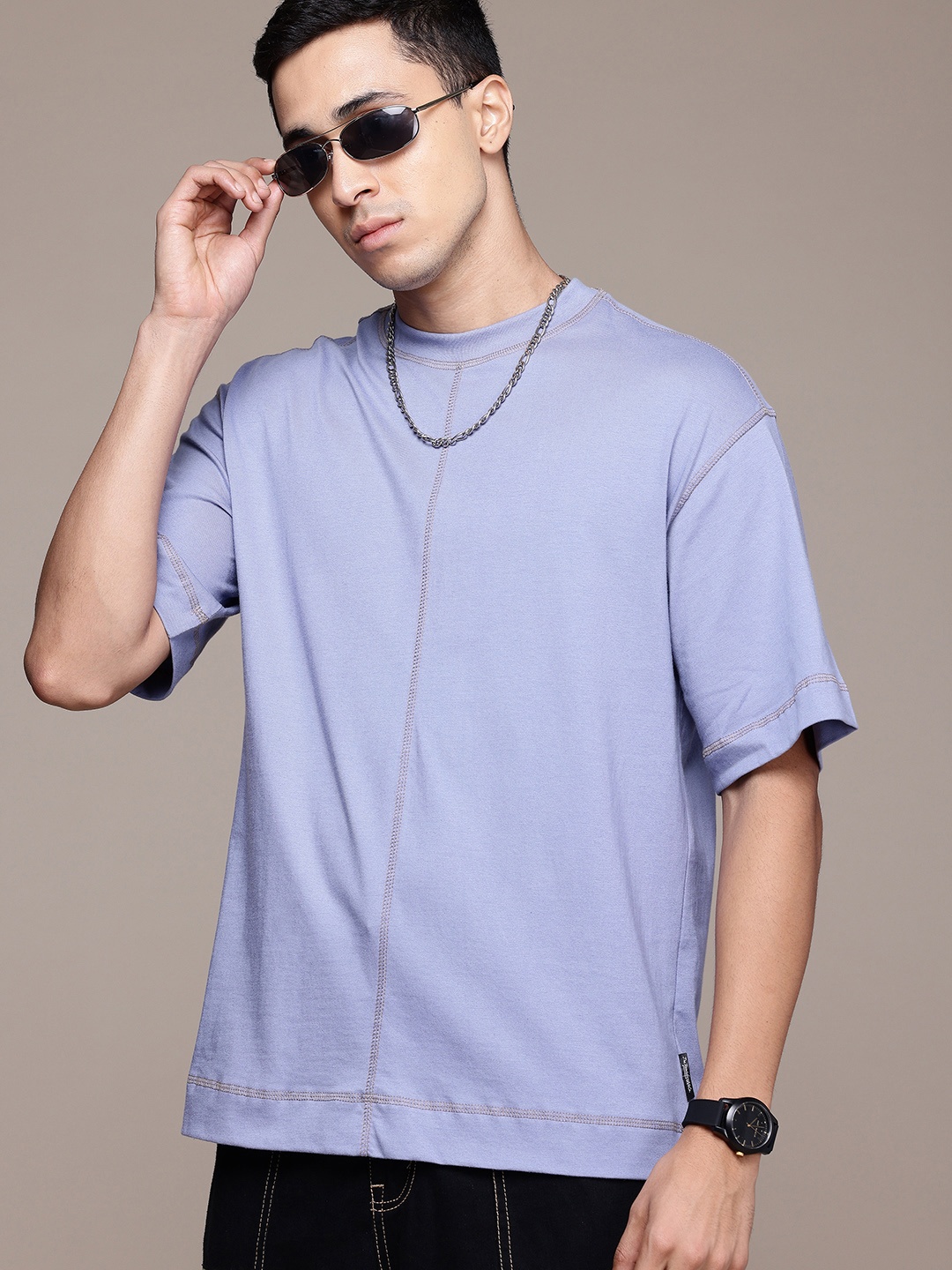 

The Roadster Lifestyle Co. Panelled Drop-Shoulder Sleeves Pure Cotton T-shirt, Blue