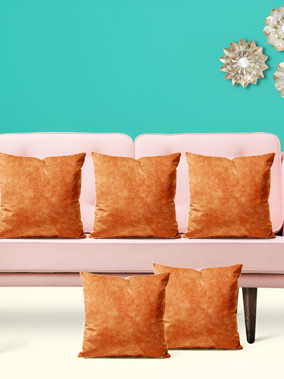 

ArtzFolio Brown & White 5 Pcs Velvet Square Cushion Covers
