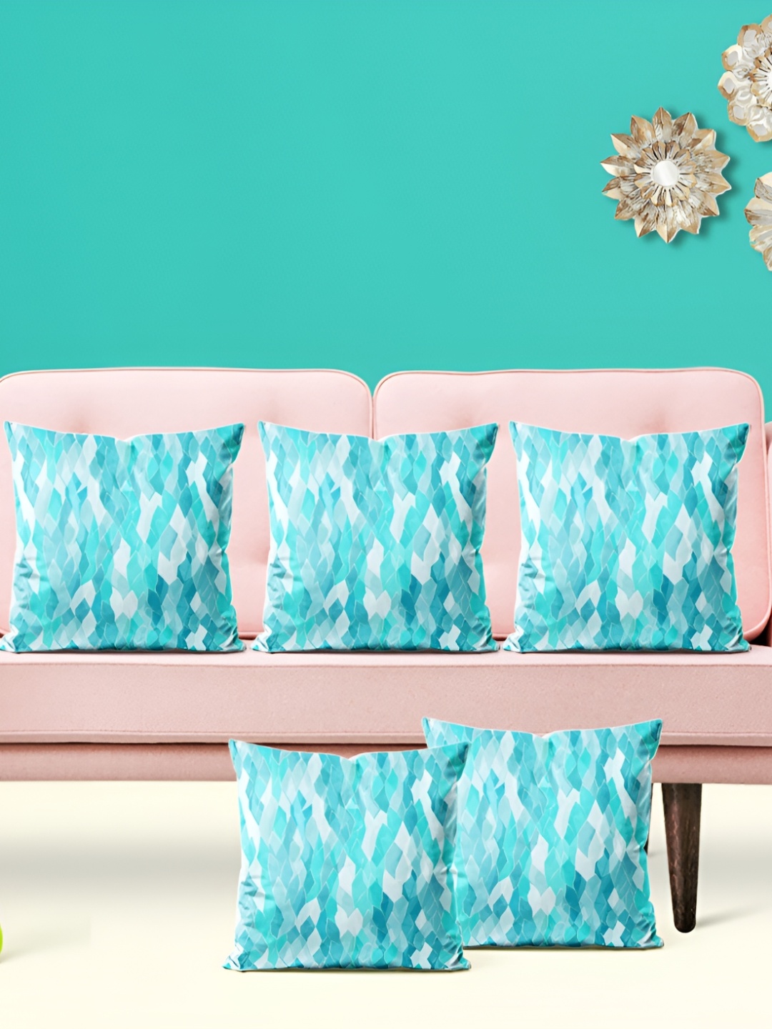

ArtzFolio Blue White 5 Pieces Printed Velvet Square Cushion Covers