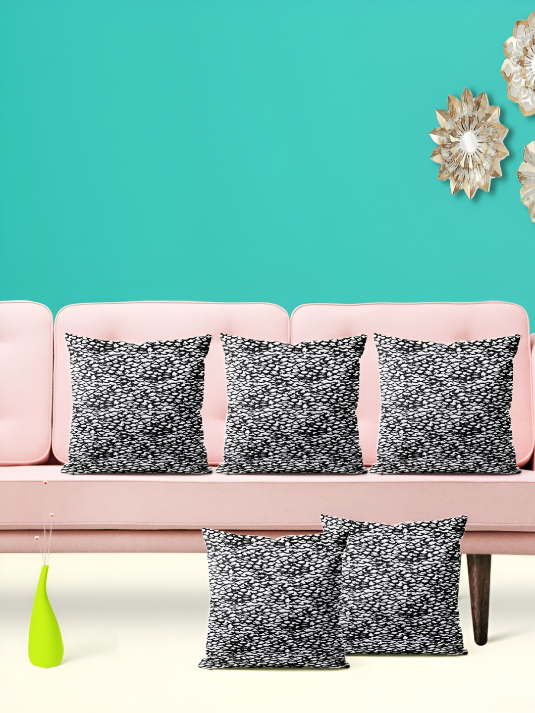 

ArtzFolio White & Black 5 Pieces Square Cushion Covers
