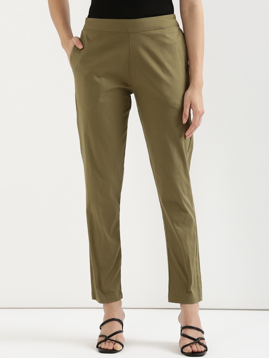 

SHOOLIN Women Mid-Rise Regular Fit Trousers, Olive