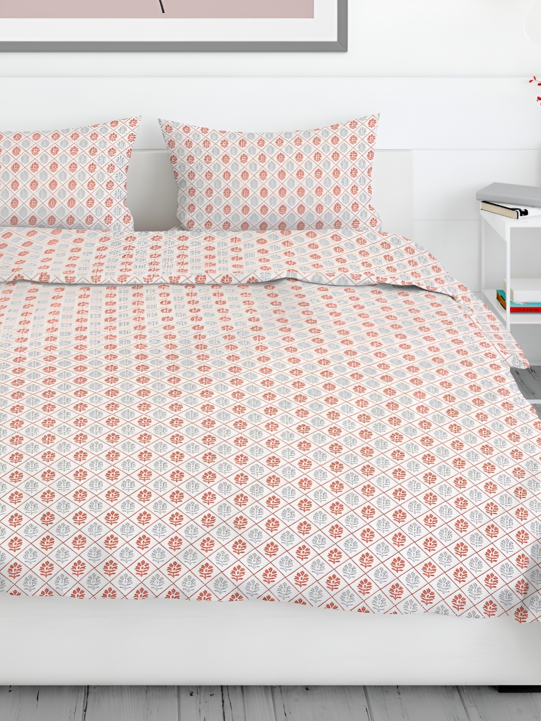 

Aura Red & White Floral 200 TC Queen Bedsheet with 2 Pillow Covers