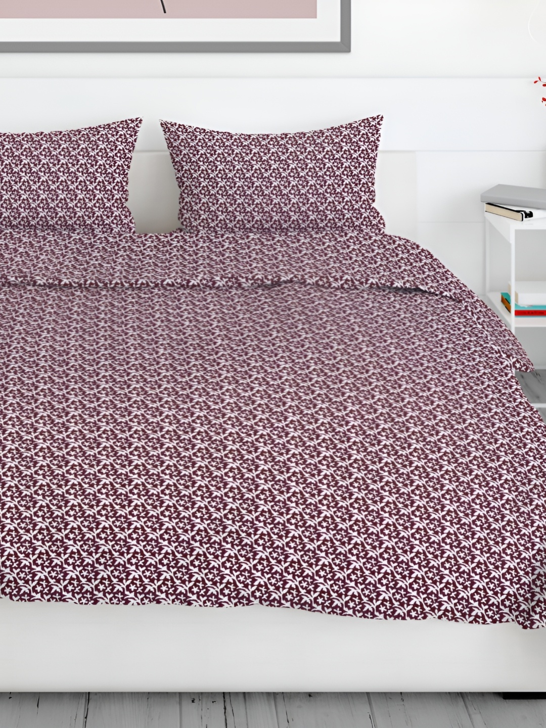 

Aura Maroon & White Ethnic Motifs 200 TC King Bedsheet with 2 Pillow Covers