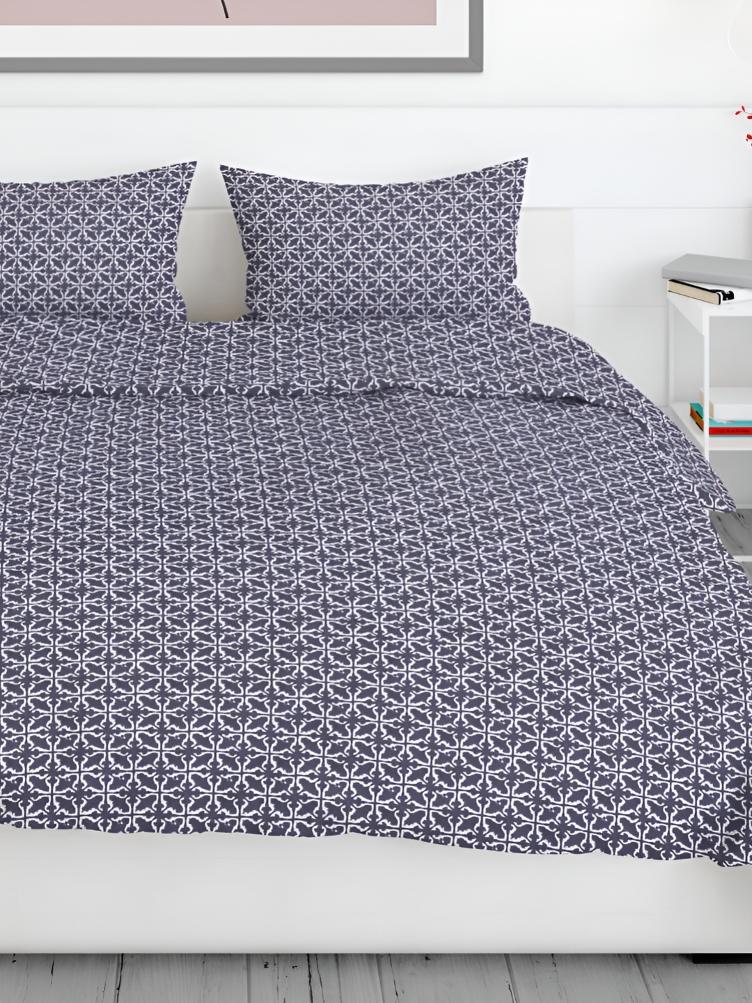 

Aura Blue & White 200 TC Queen Bedsheet with 2 Pillow Covers