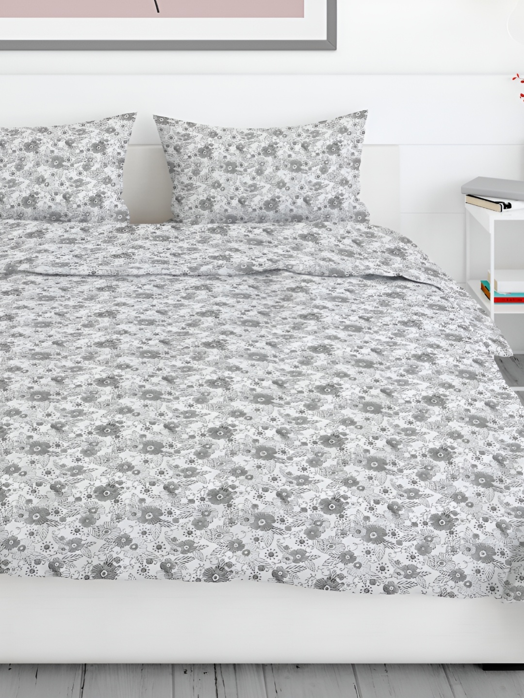 

Aura Green & White Floral 200 TC King Bedsheet with 2 Pillow Covers