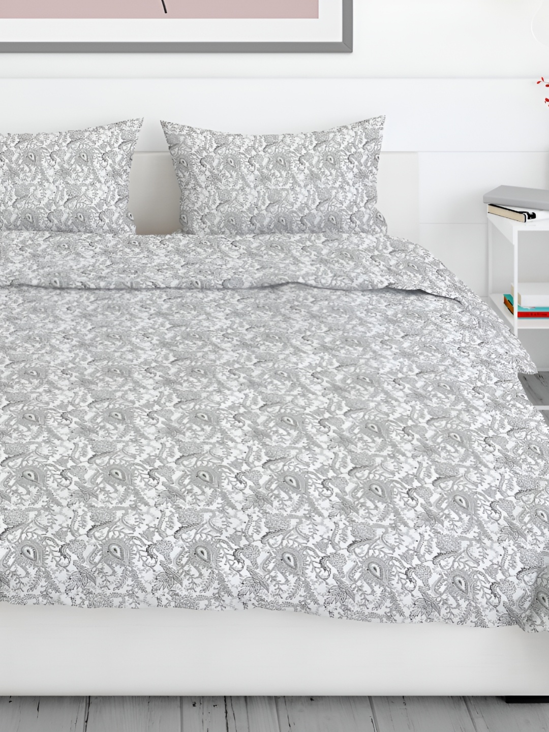 

Aura Grey & White Floral 200 TC King Bedsheet with 2 Pillow Covers