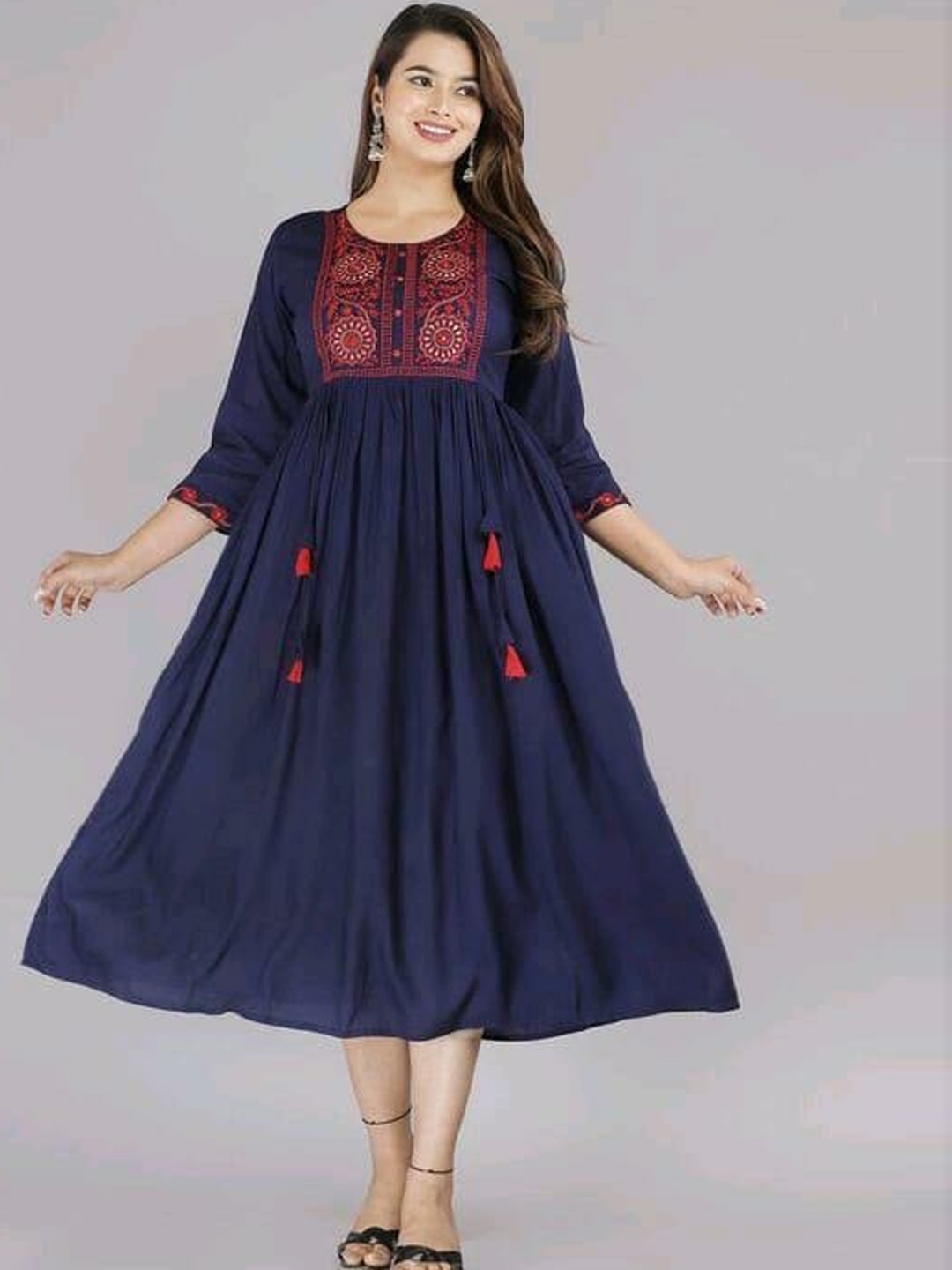 

ANUTTARA FASHIONS Floral Embroidered Empire Anarkali Kurta, Blue