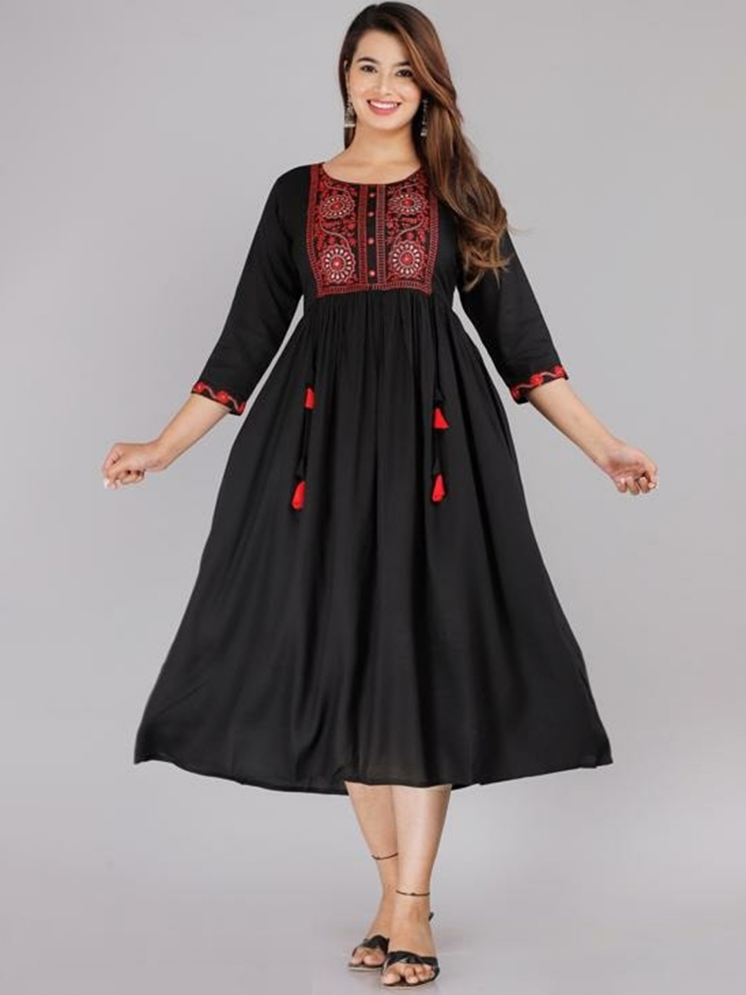 

ANUTTARA FASHIONS Floral Yoke Design Thread Work Anarkali Kurta, Black