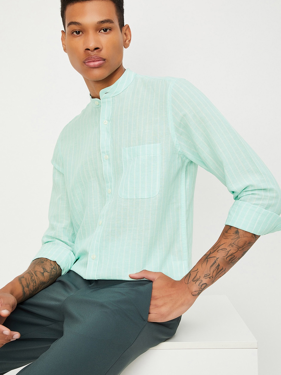 

max Men Opaque Striped Casual Shirt, Green