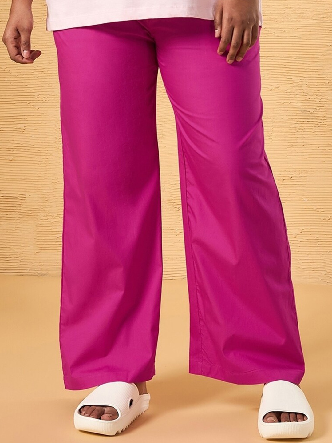 

Bewakoof Plus Women Cotton Mid-Rise Plus Sized Trousers, Pink