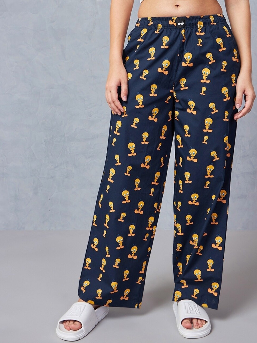 

Bewakoof Women Printed Cotton Oversized Trousers, Blue