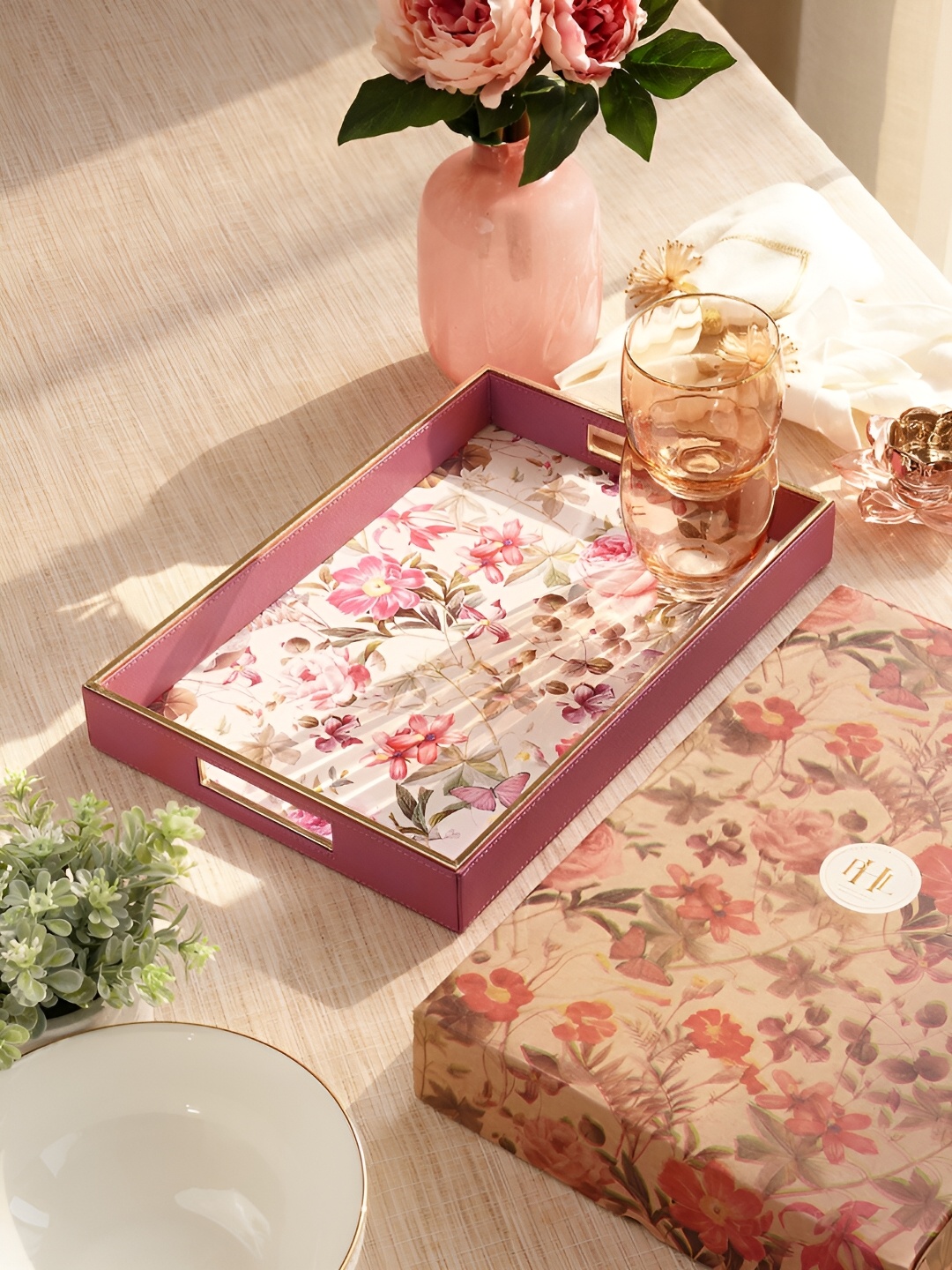 

Pure Home and Living Pink Printed Leather Trays