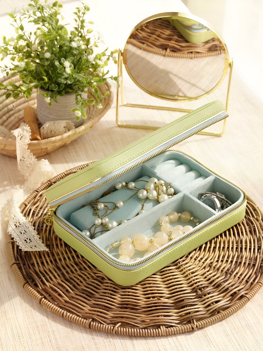 

Pure Home and Living Green Synthetic Leather Jewellery Organisers