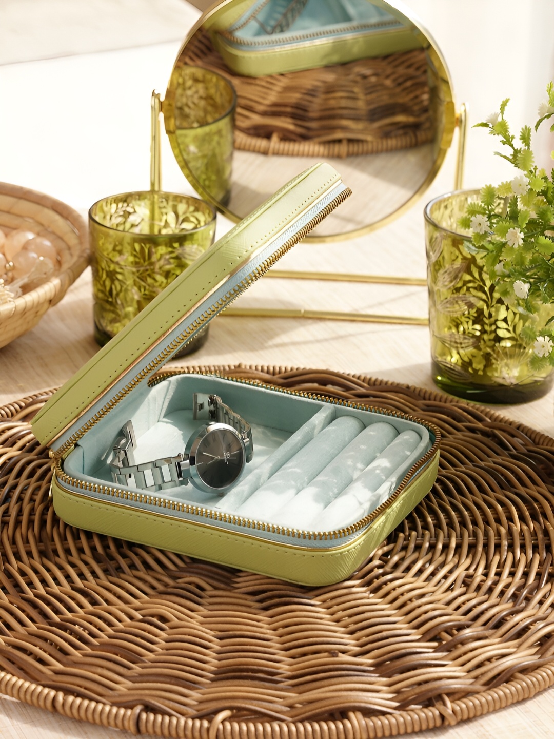 

Pure Home and Living Green Synthetic Leather Jewellery Organisers