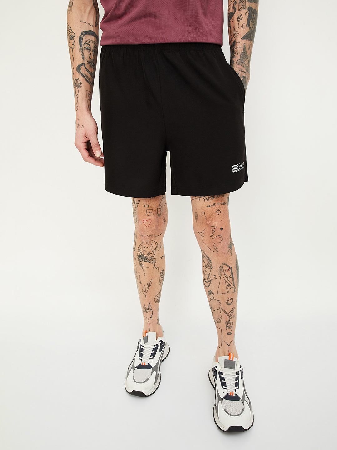 

max Men Shorts, Black