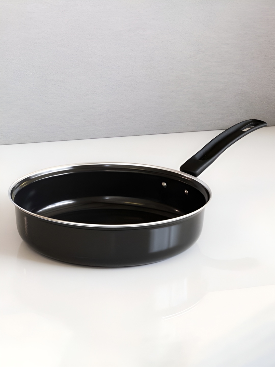 

The Earth Store Black Iron Induction Base Frying Pan