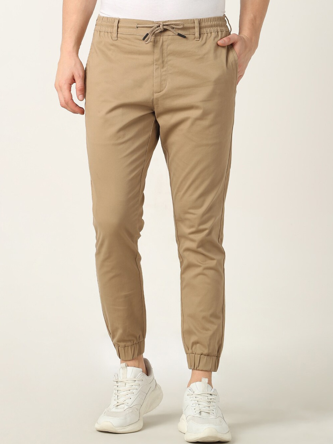 

R&B Men Slim Fit Mid-Rise Cotton Jogger, Beige