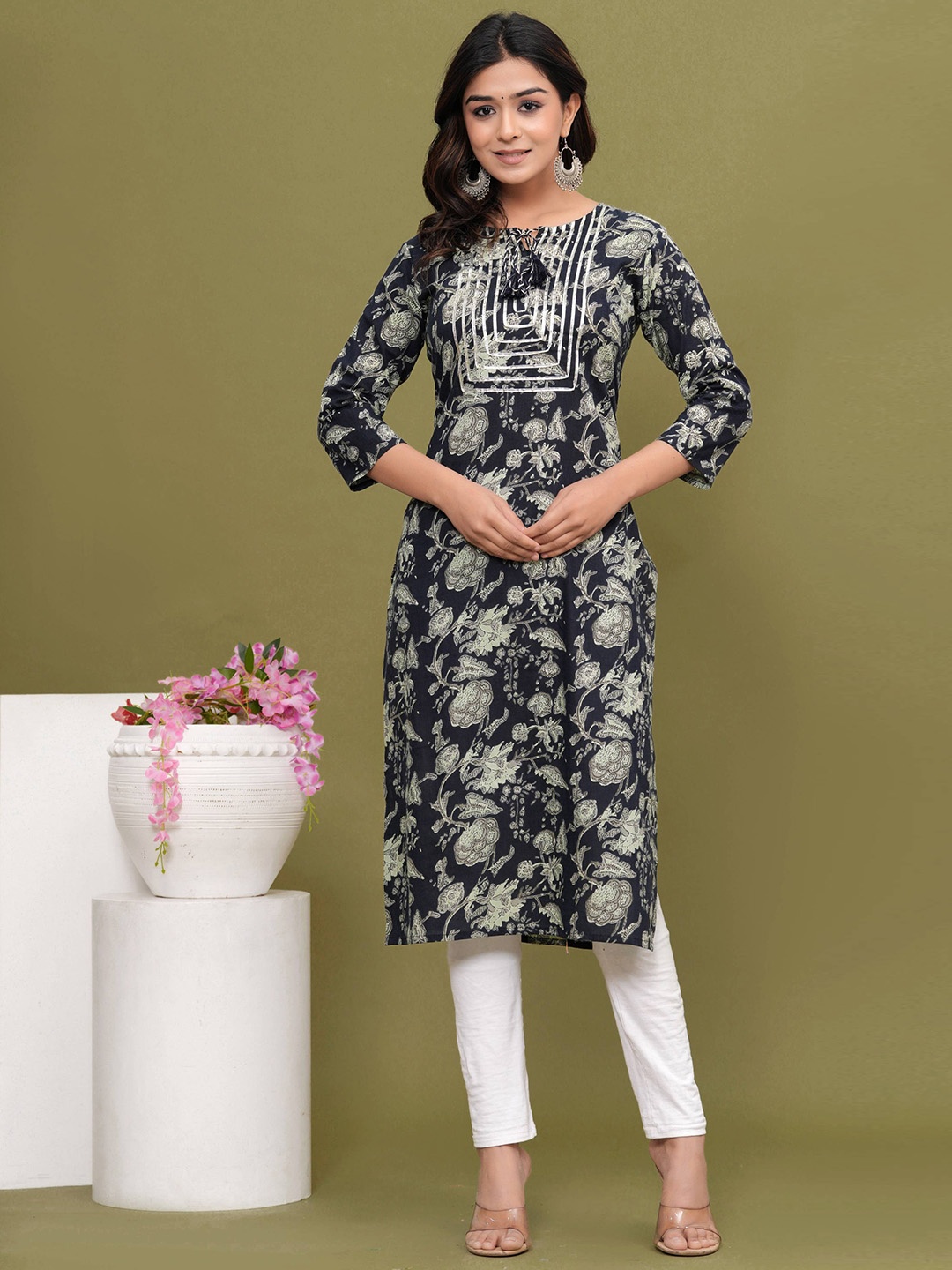 

KALINI Floral Printed Gotta Patti Straight Kurta, Blue