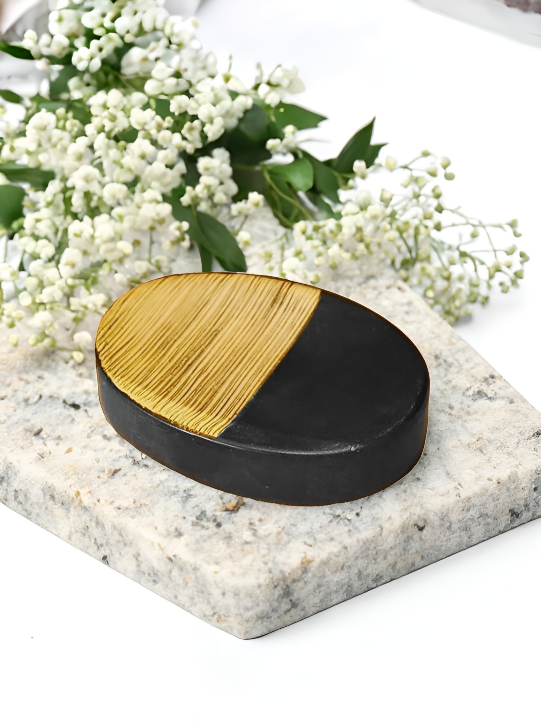 

USHA SHRIRAM Khaki Ceramic Soap Dish