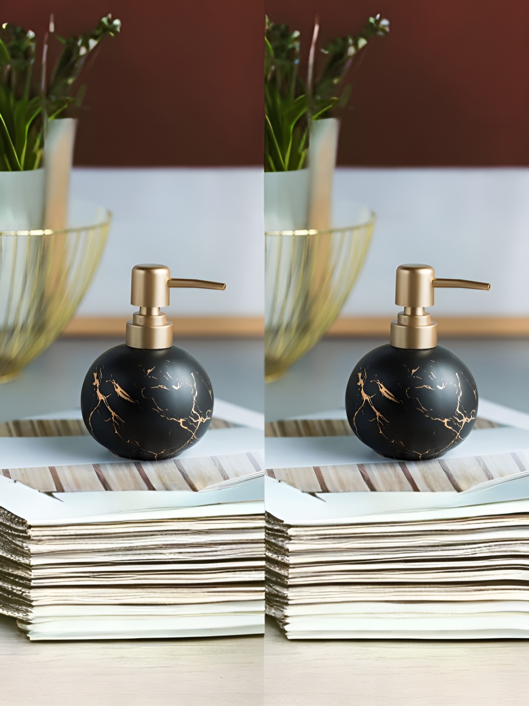 

USHA SHRIRAM Black & Gold-Toned 2 Pieces Abstract Ceramic Soap Dispenser 300 ml