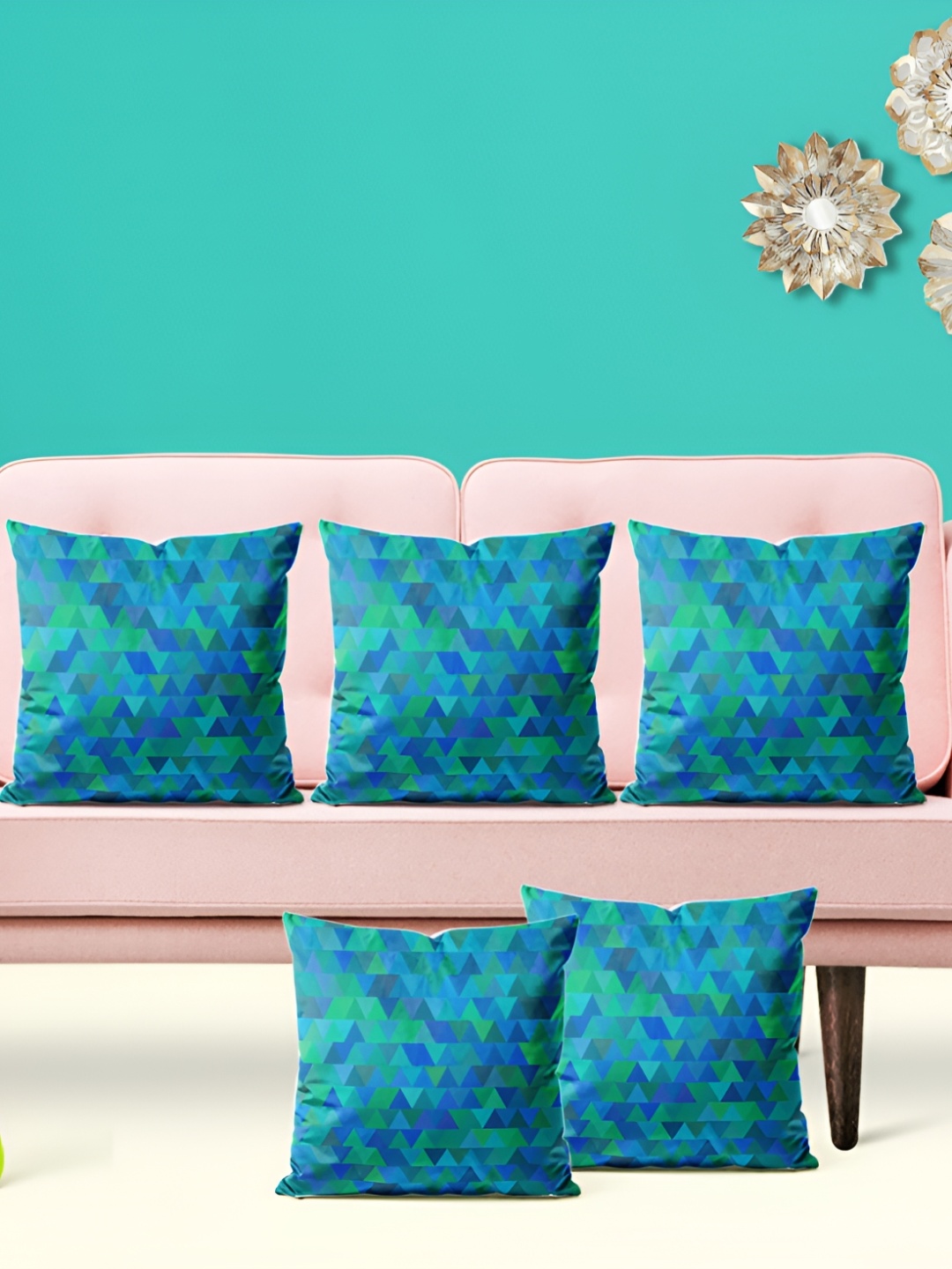 

ArtzFolio Blue 5 Pieces Abstract Velvet Square Cushion Covers