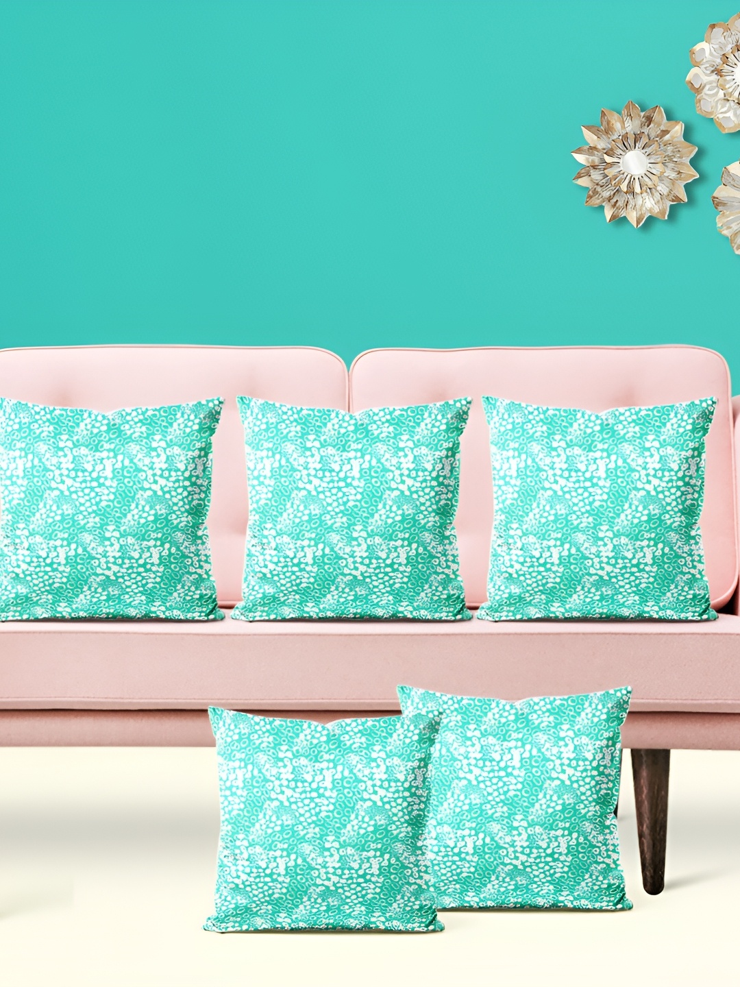 

ArtzFolio Blue 5 Pieces Geometric Printed Velvet Square Cushion Covers