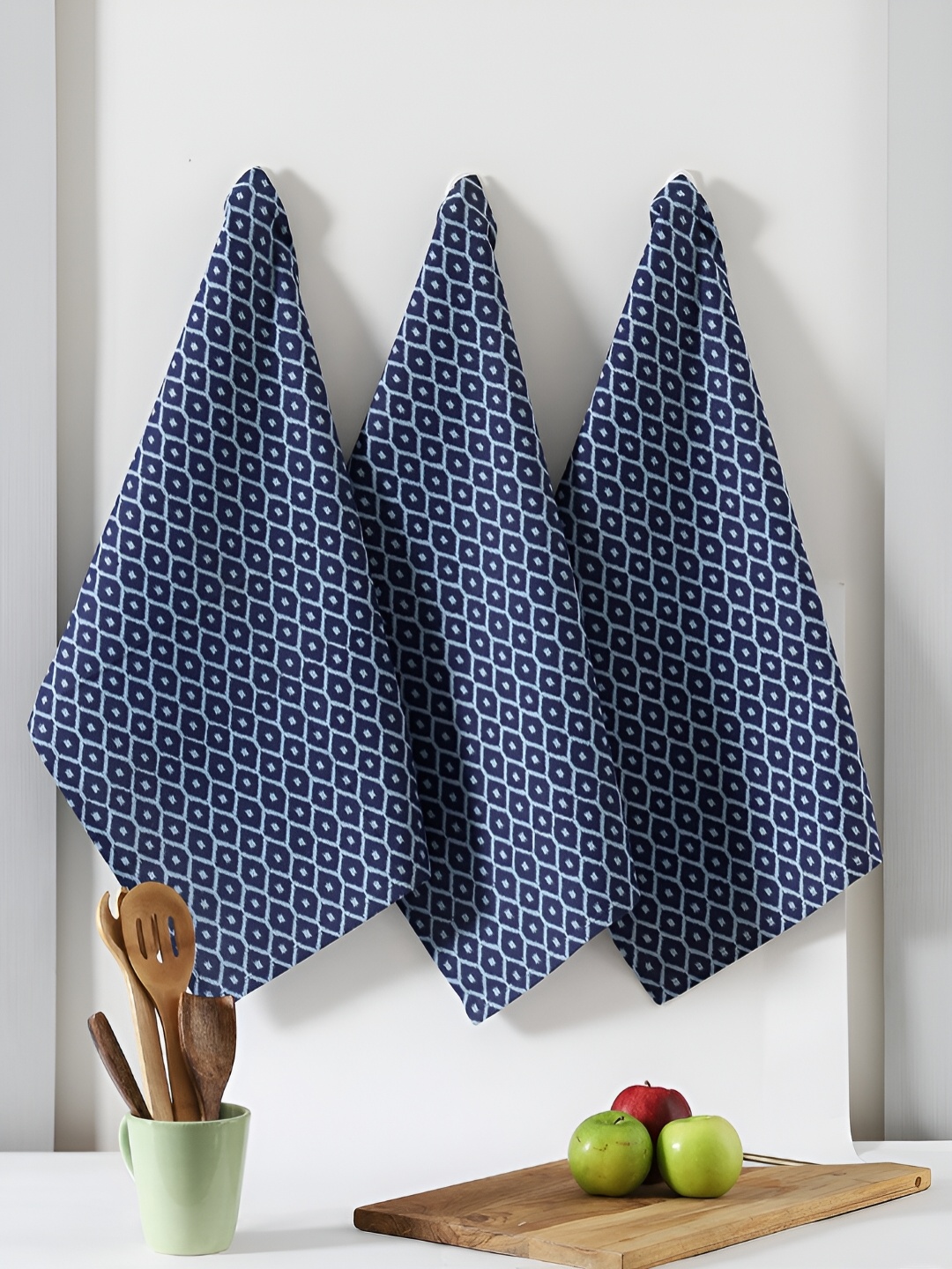 

TARAN LIVING 3-pcs Navy Blue Printed Cotton Kitchen Towels