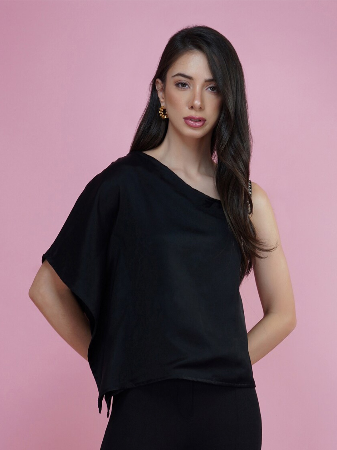 

DELAN One Shoulder Kimono Sleeve Top, Black