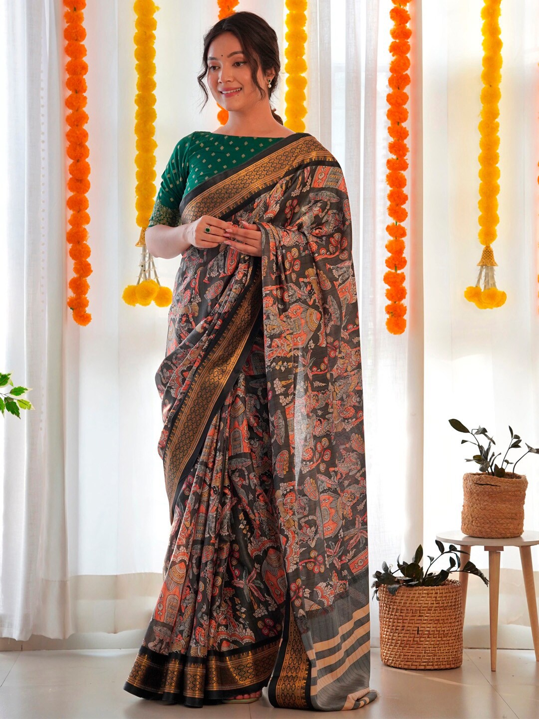 

Saree mall Ethnic Motifs Zari Sungudi Sarees, Black