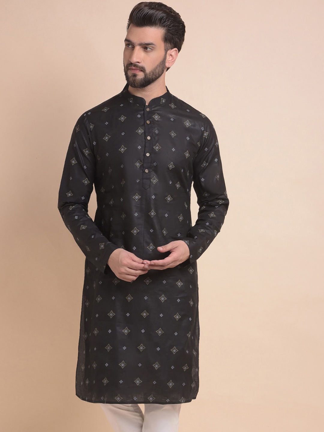 

Anouk Black Ethnic Motifs Printed Mandarin Collar Straight Kurta