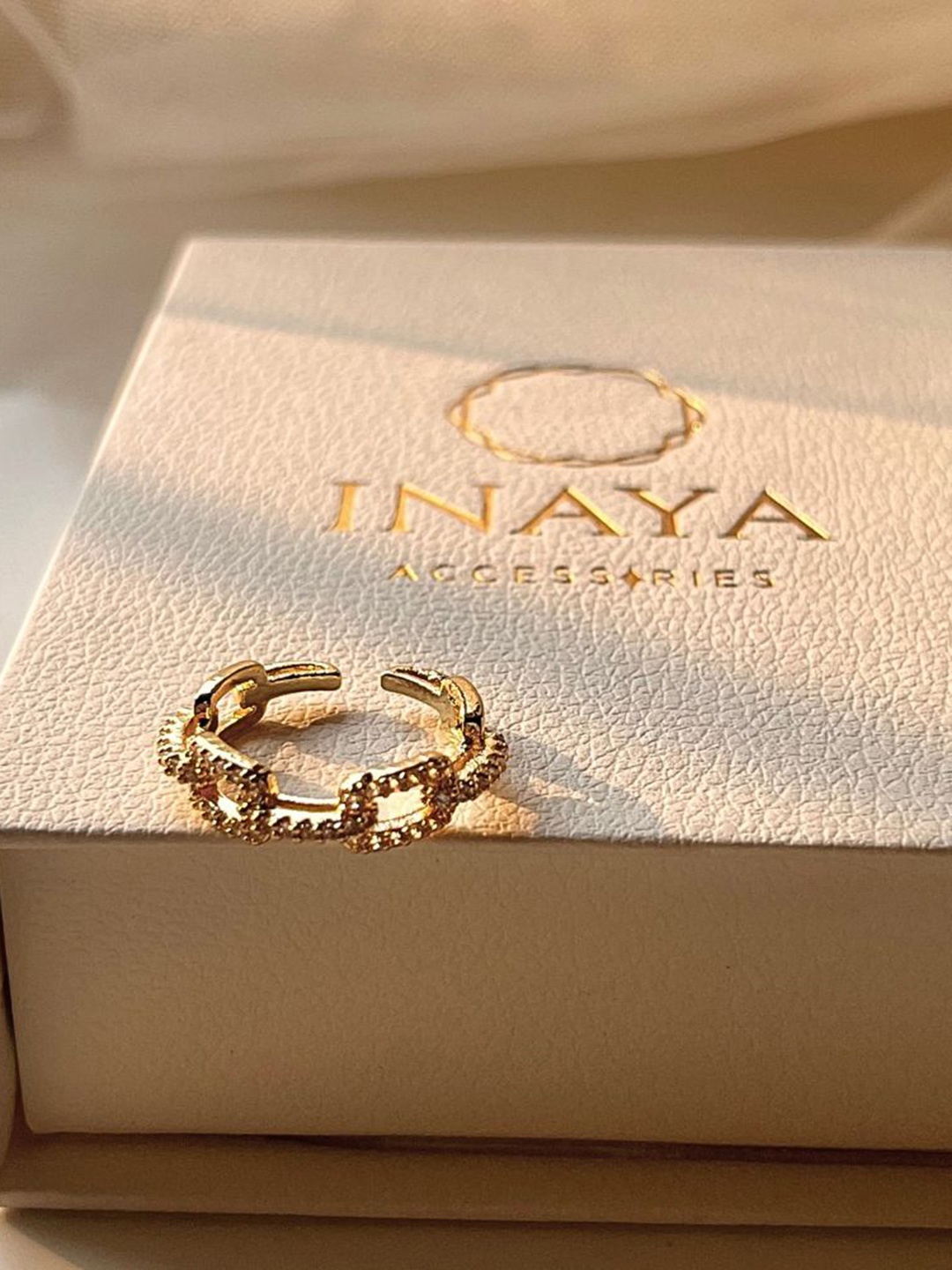 

Inaya 18kT Gold-Plated Cubic Zirconia-Studded Finger Ring