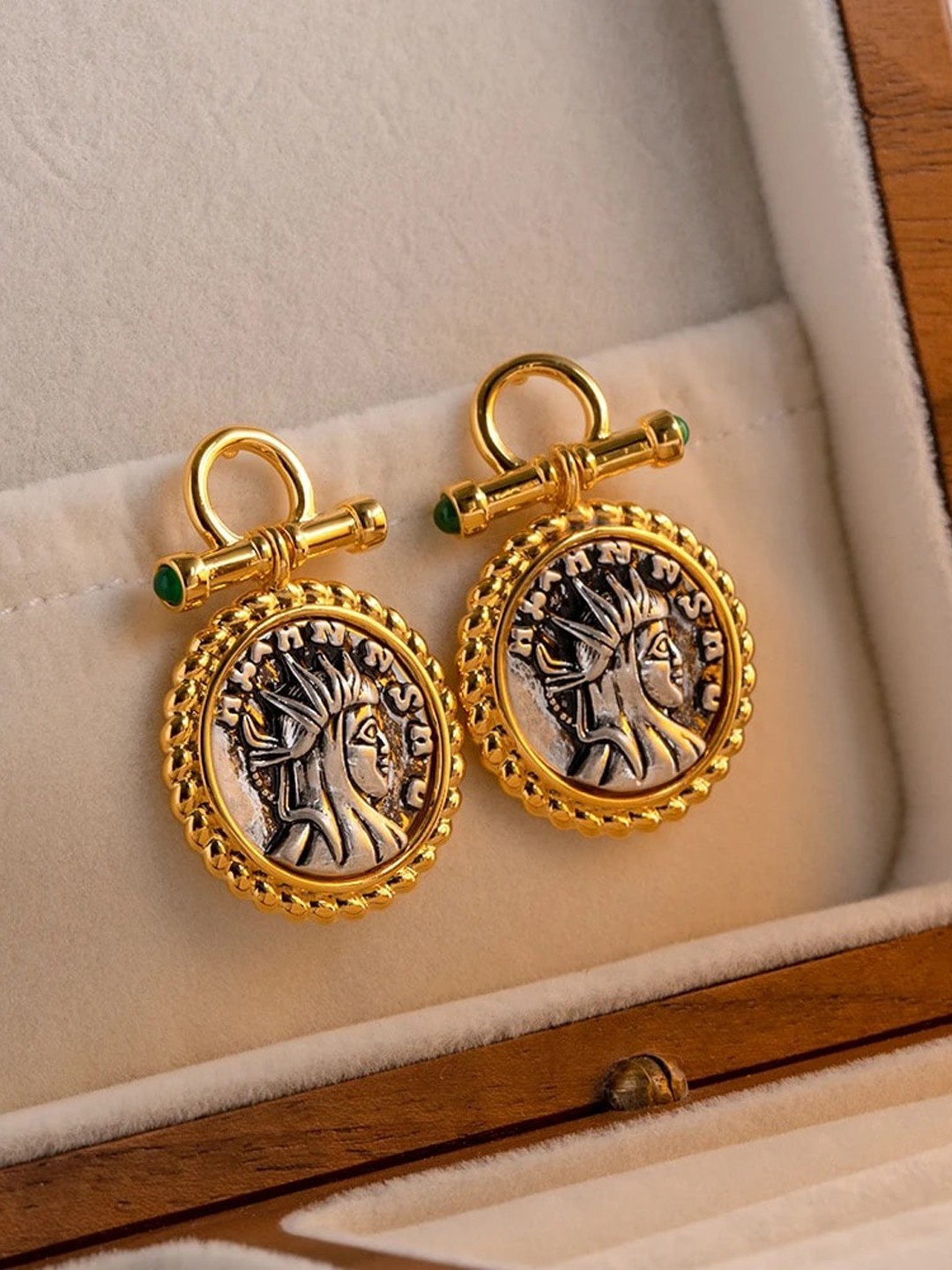

Inaya Gold-Plated Circular Drop Earrings
