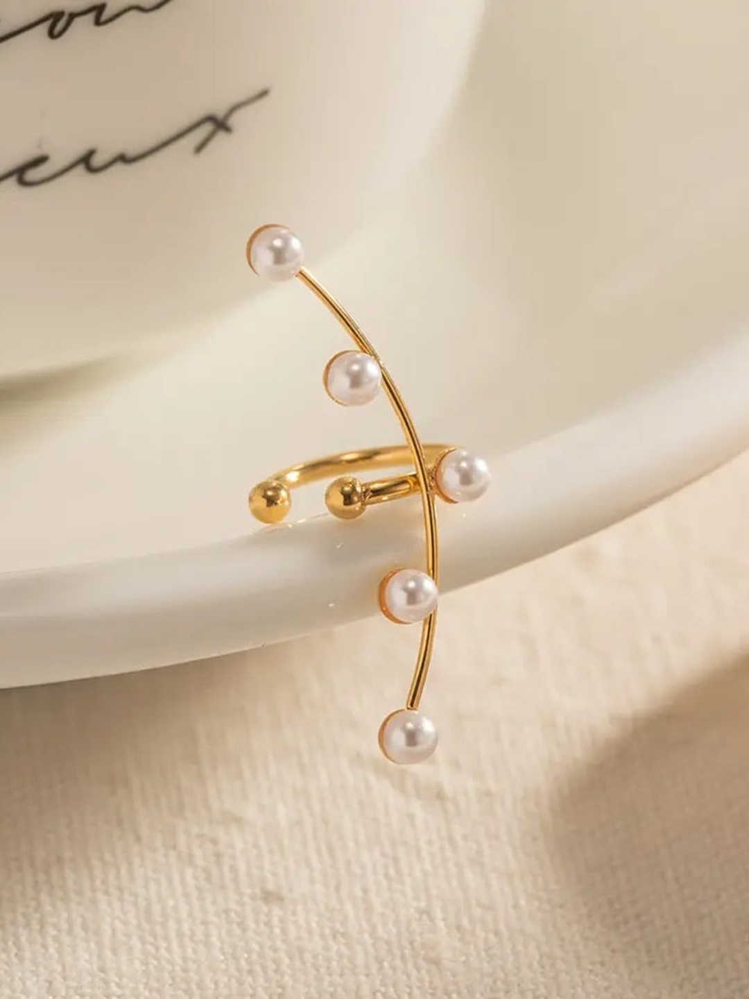 

Inaya 18Kt Gold Plated Stainless Steel Beaded Ear Cuff