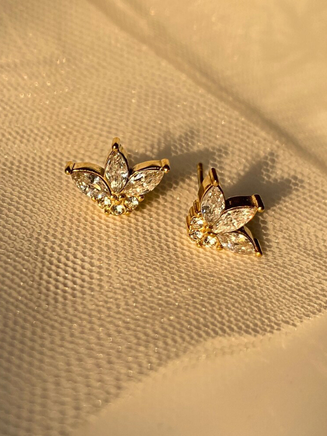 

Inaya 18kt Gold Plated Stainless Steel Contemporary Studs Earrings
