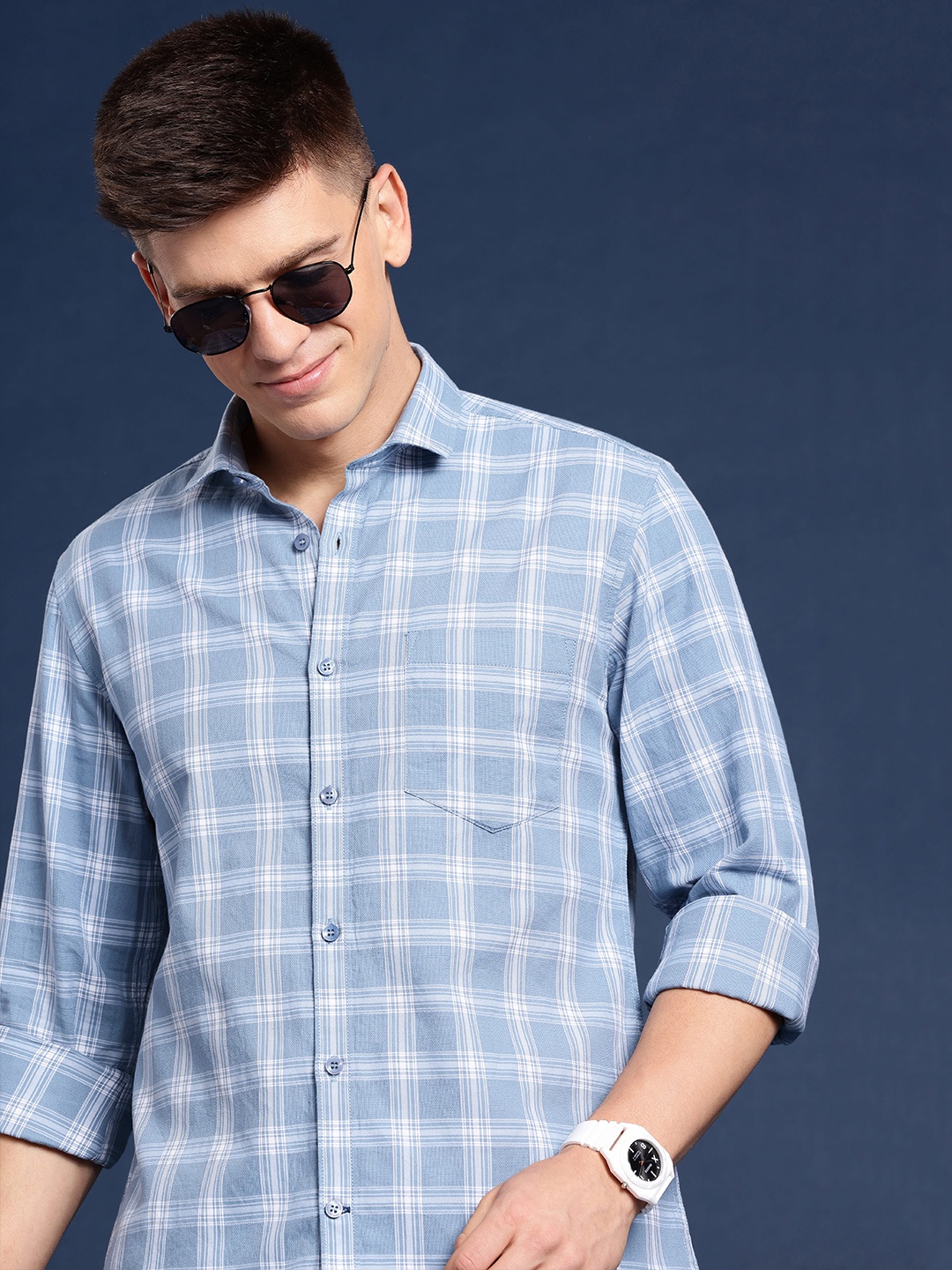

Mast & Harbour Men Standard Checked Pure Cotton Casual Shirt, Grey