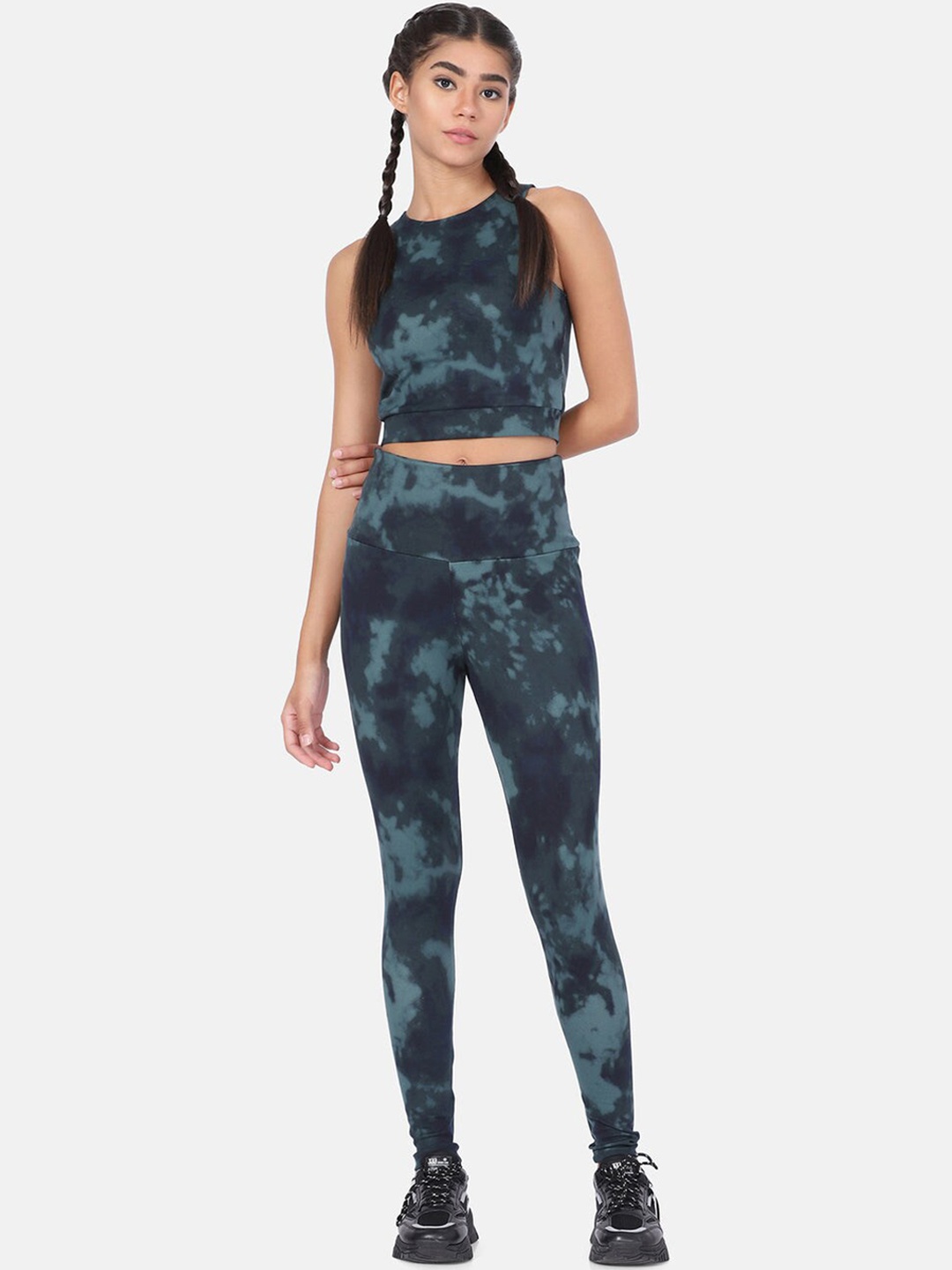 

Aesthetic Bodies Tie & Dye Top with Mid-Rise Leggings Co-Ords, Green