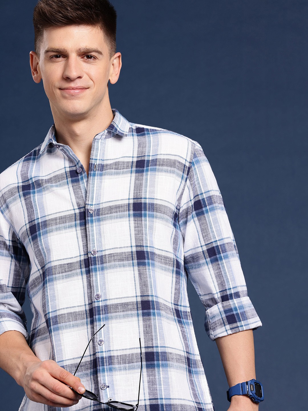 

Mast & Harbour Men Standard Checked Pure Cotton Casual Shirt, Blue