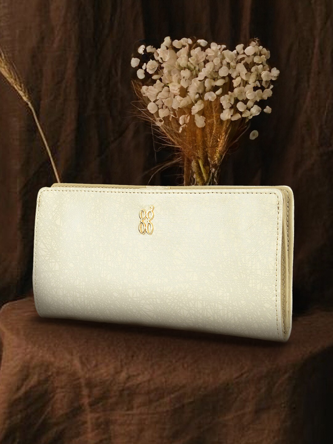 

Baggit Women Printed PU Two Fold Wallet, White
