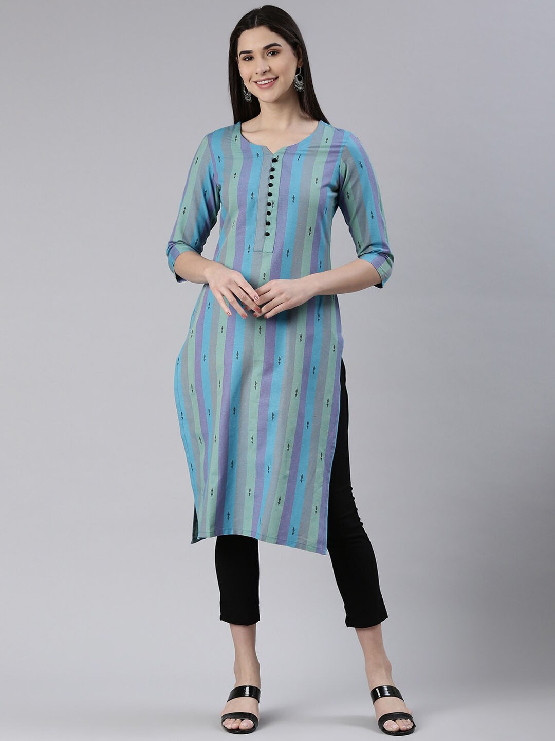 

HRITIKA Striped Round Neck Straight Kurta, Blue
