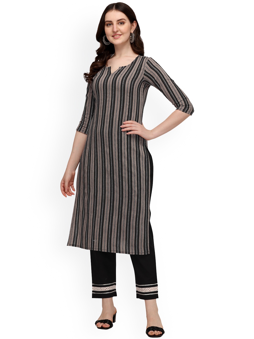 

HRITIKA Striped Round Neck Kurta, Beige