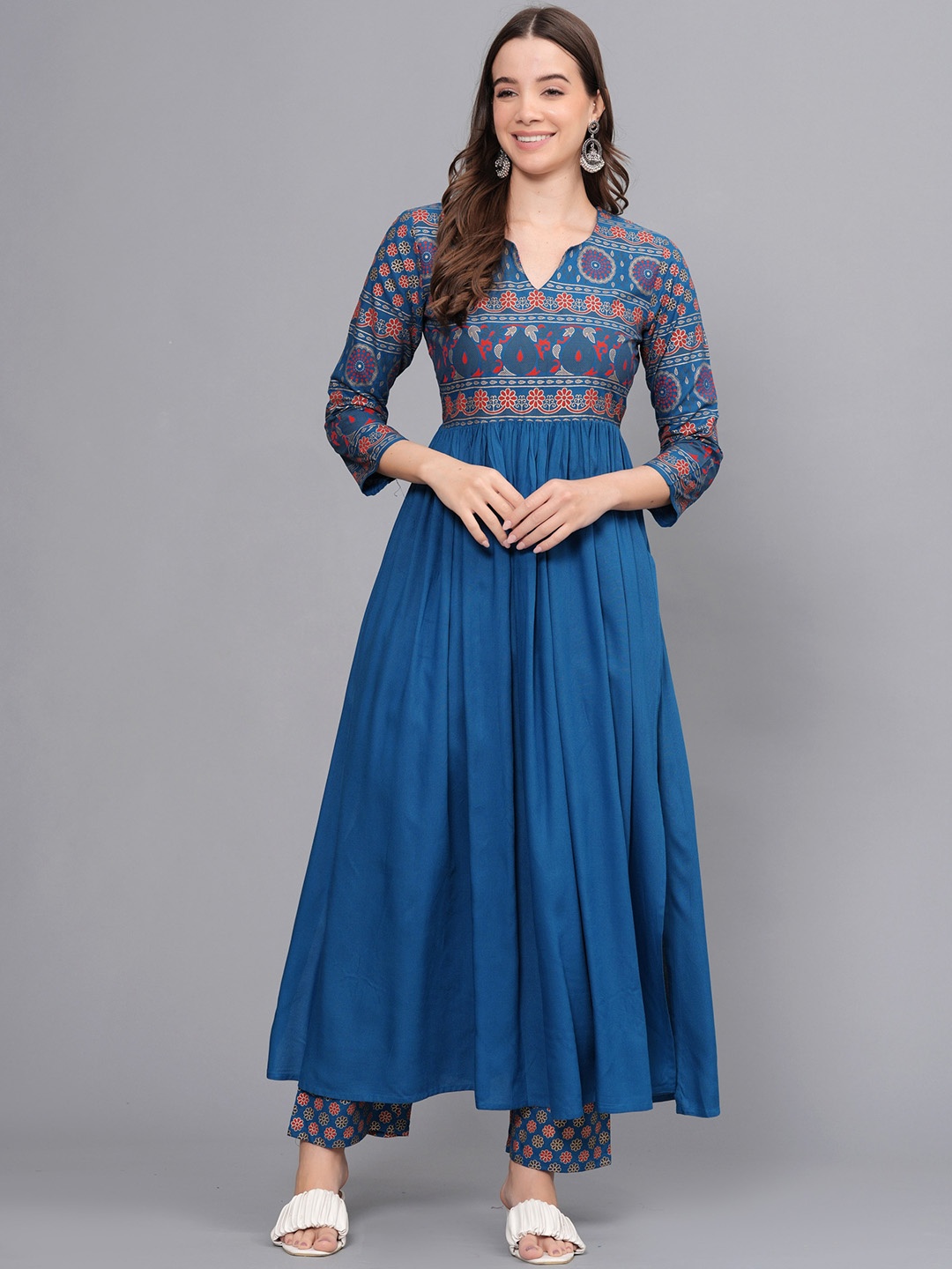 

PURSHOTTAM WALA Women Ethnic Motifs Printed Empire Kurta with Palazzos, Blue