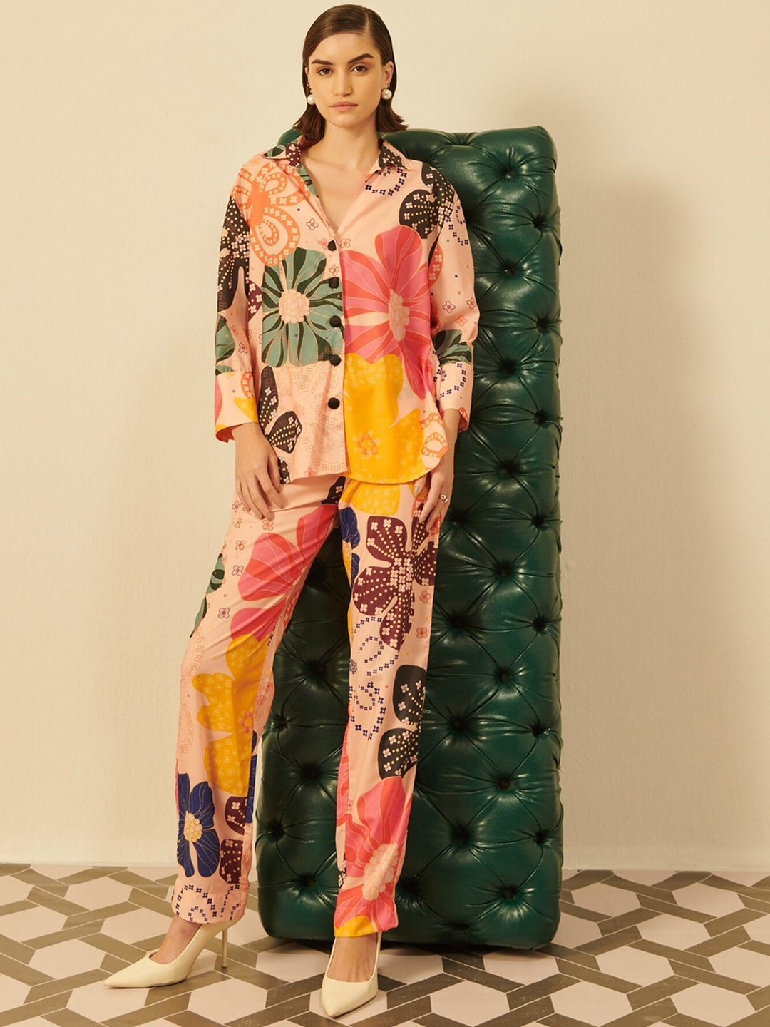 

DUSK ATTIRE Printed Shirt & Mid-Rise Trouser, Peach