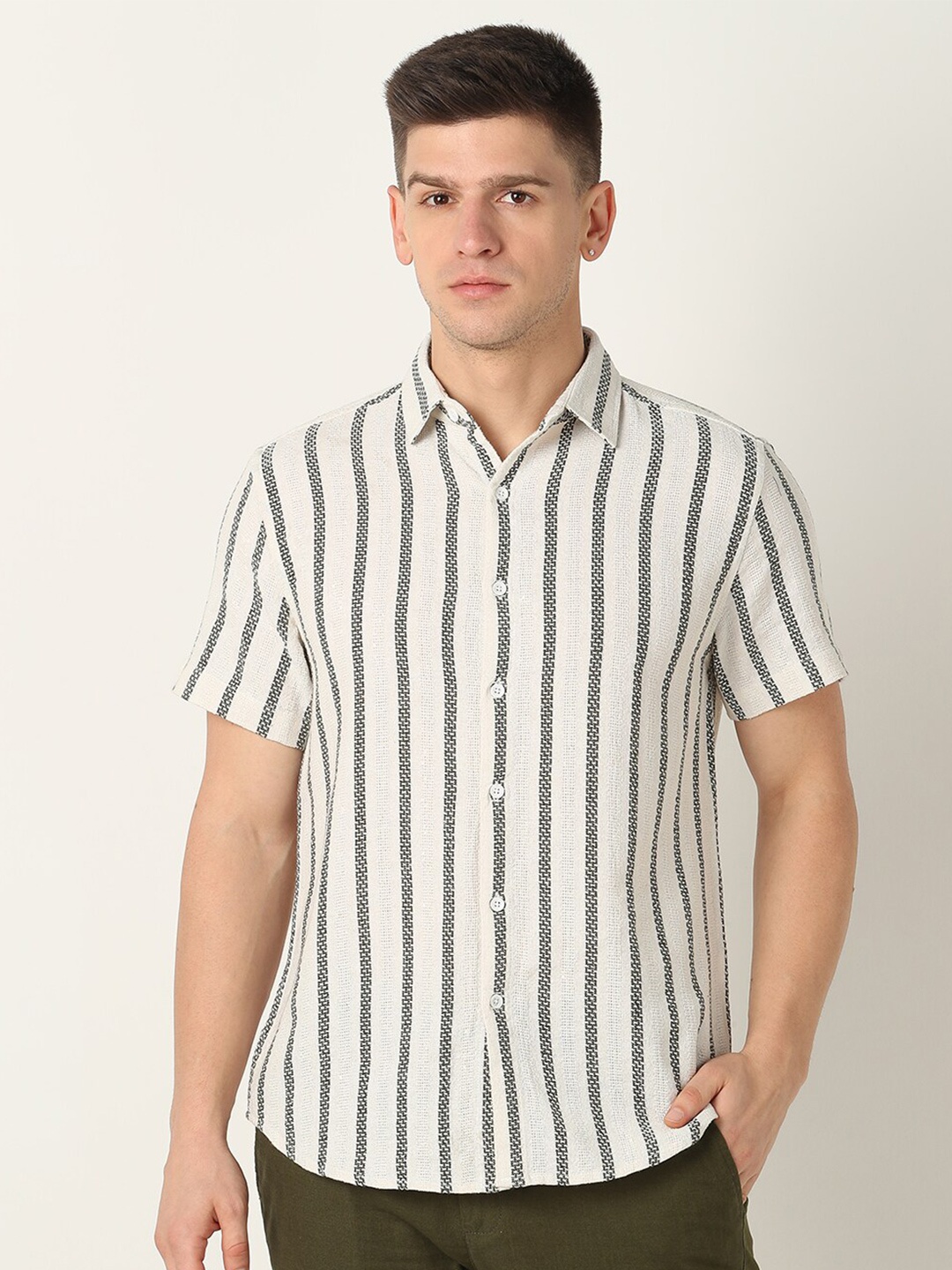 

R&B Striped Short Sleeves Cotton Casual Shirt, White