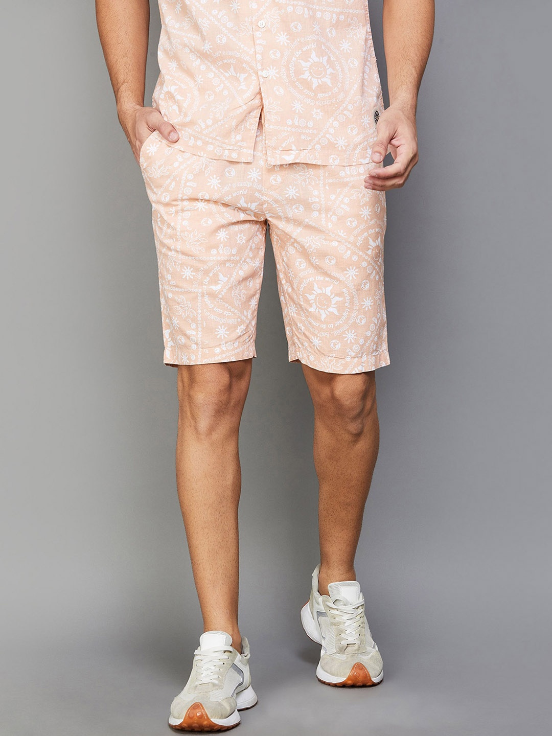 

SmileyWorld Men Floral Printed Cotton Shorts, Pink