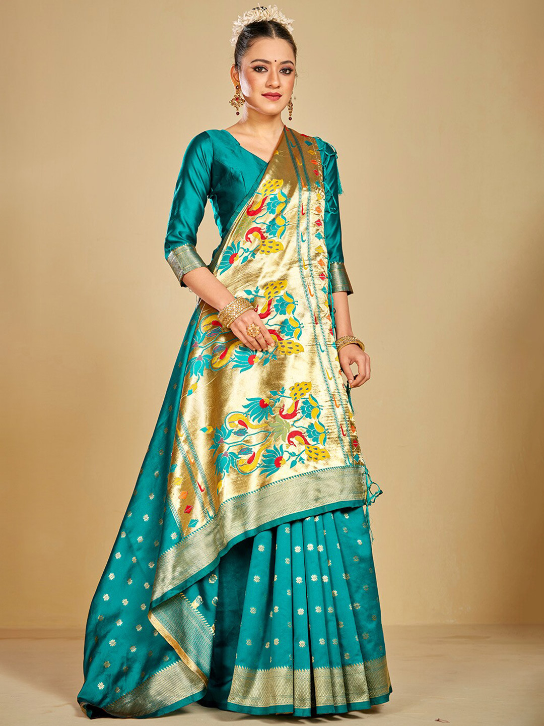 

Panchaamrit Woven Design Zari Paithani Saree, Green