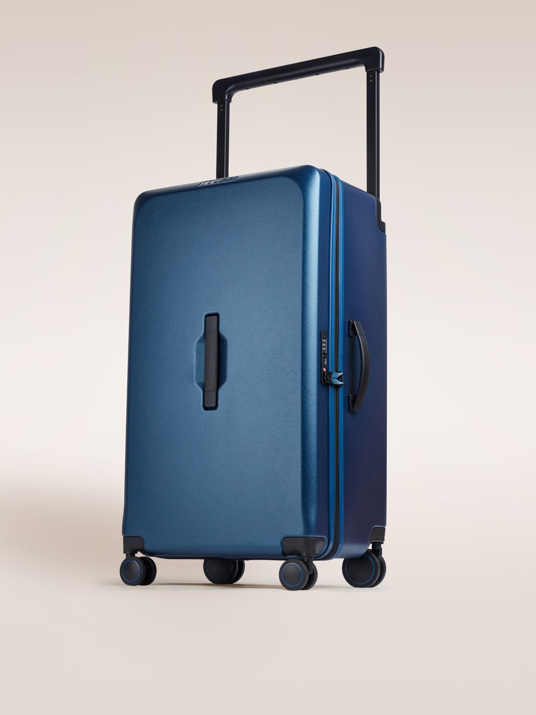 

VERAGE Unisex Freeland Trunk Hard-Sided Large Trolley Bag-76cm, Navy blue