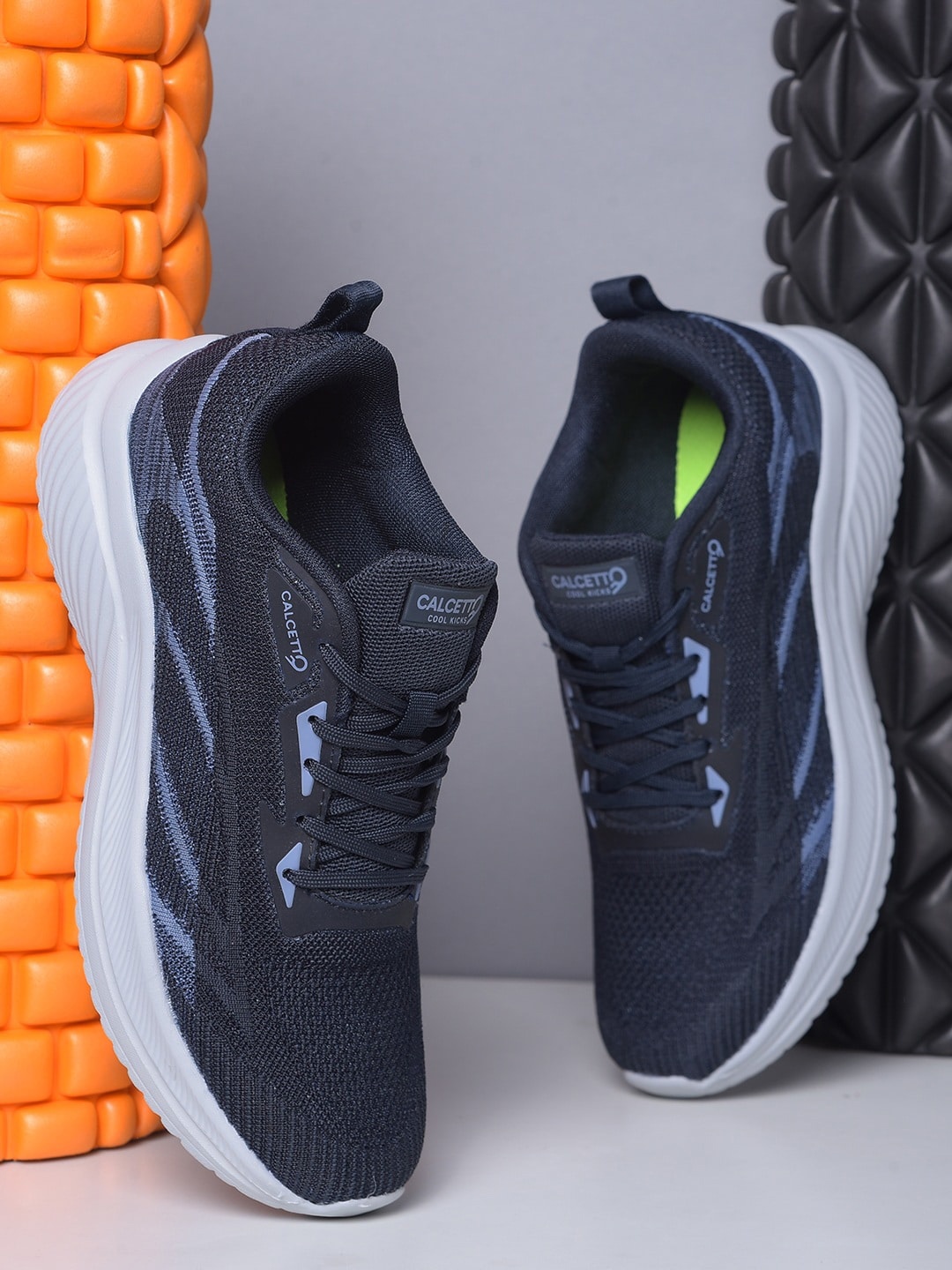 

Calcetto Men Textured Lace-Ups Sneakers, Navy blue