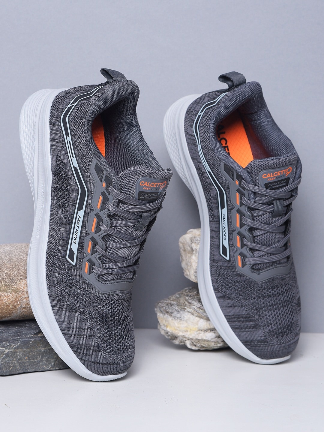 

Calcetto Men Woven Design Sneakers, Grey